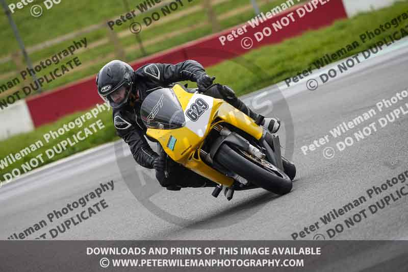 donington no limits trackday;donington park photographs;donington trackday photographs;no limits trackdays;peter wileman photography;trackday digital images;trackday photos